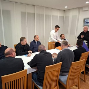 Susret svećenika Trešnjevačkog dekanata s mons. Vladom Razumom, pomoćnim biskupom zagrebačkim